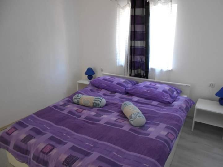 Karin Apartmani Hani Gornji Karin Exterior foto