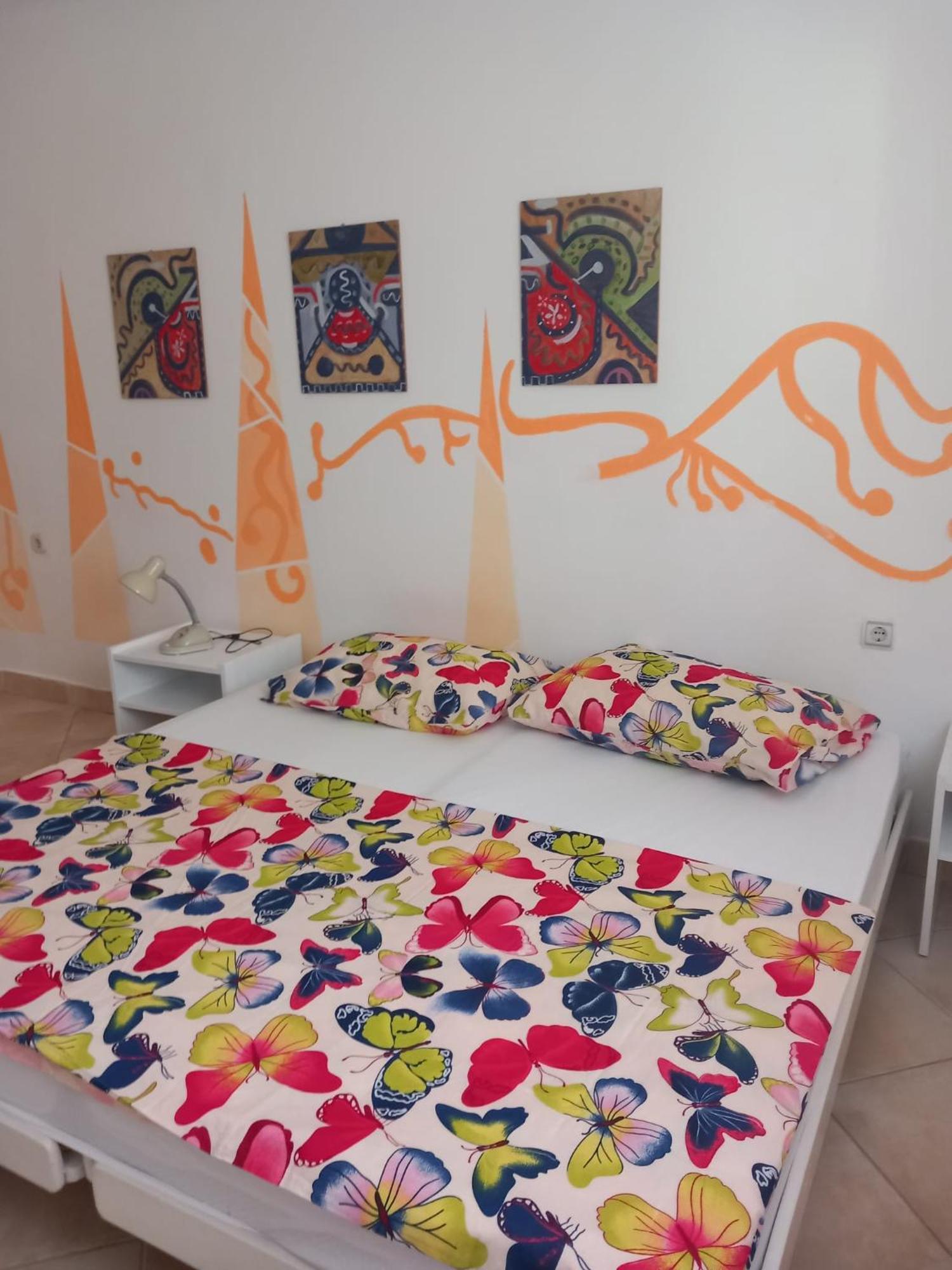 Karin Apartmani Hani Gornji Karin Exterior foto