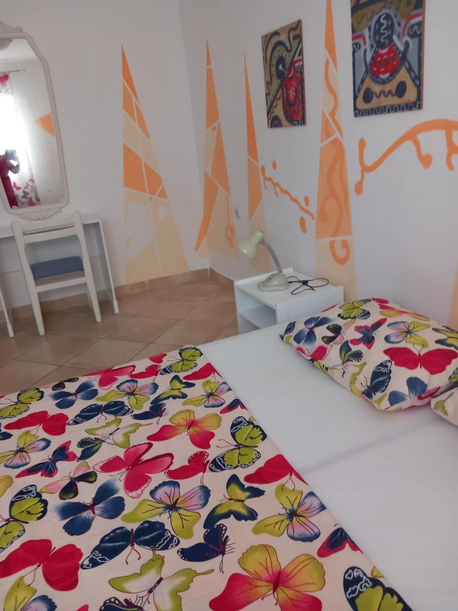 Karin Apartmani Hani Gornji Karin Exterior foto