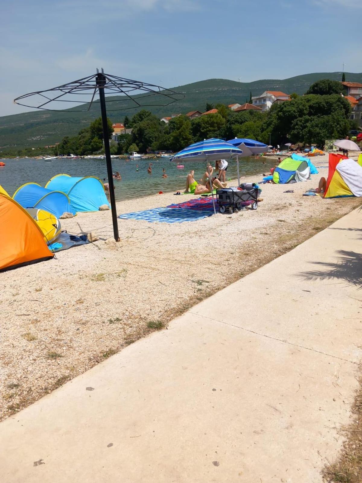 Karin Apartmani Hani Gornji Karin Exterior foto